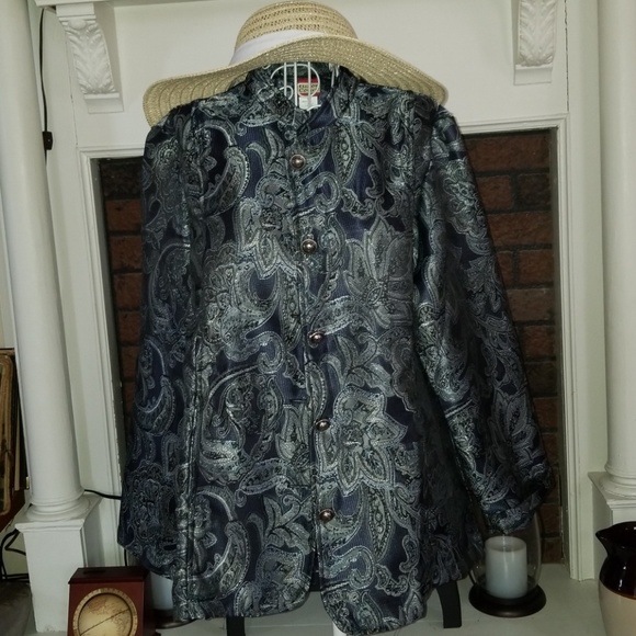 Beautiful blue jacket - Picture 2 of 8